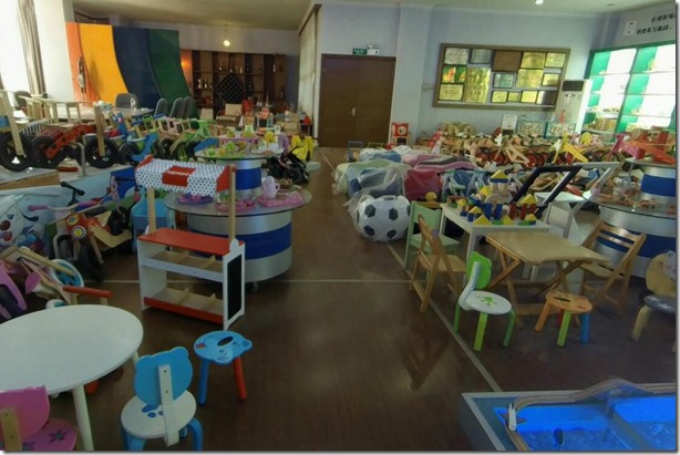 yunhe wooden toys market