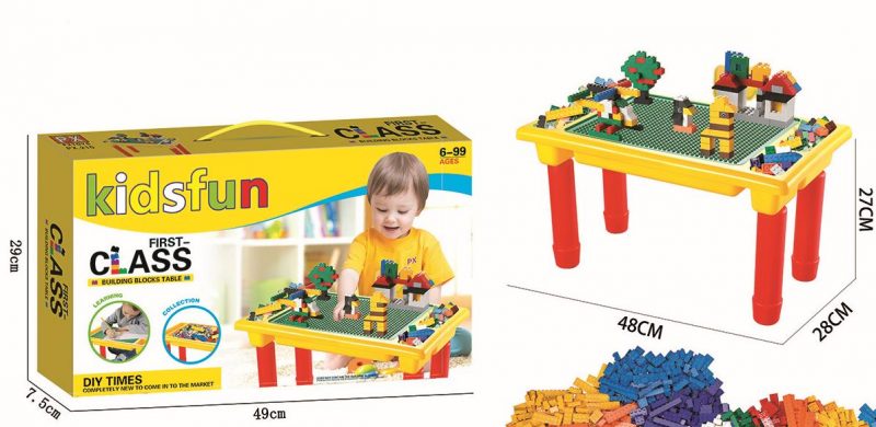 Square Building Desk with blocks